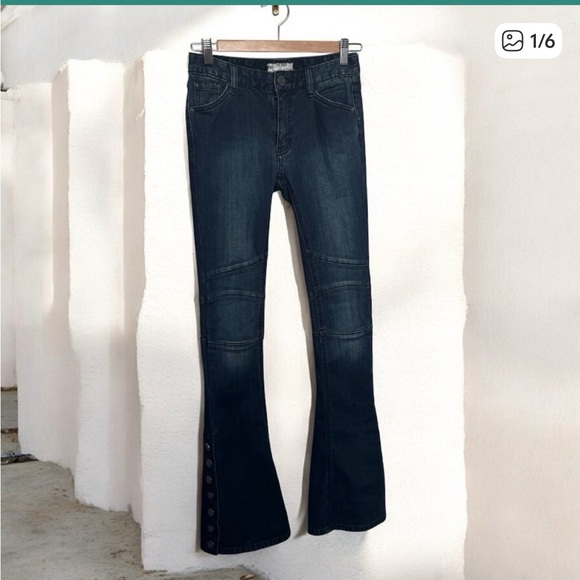 Free people Dark Wash Flare bell bottom button Jeans 24 - Picture 1 of 4